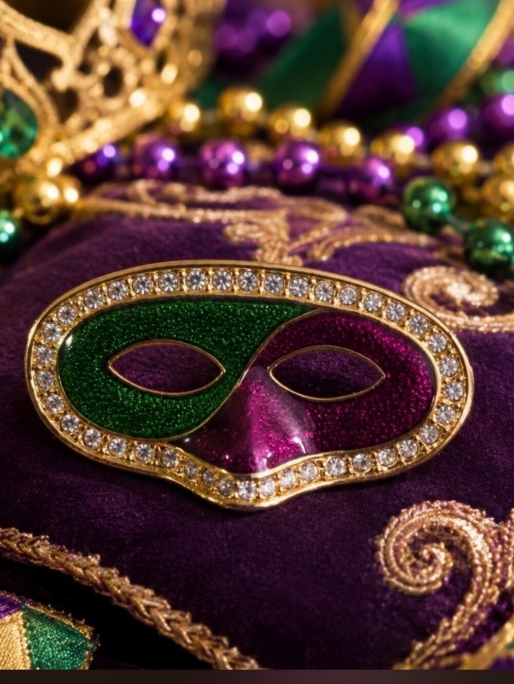 Gold-Tone Green & Purple Masquerade Mask Brooch